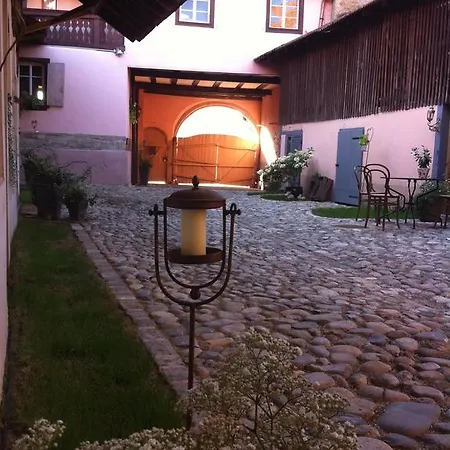 Coté Cour Colmar Bed & Breakfast Bischwihr