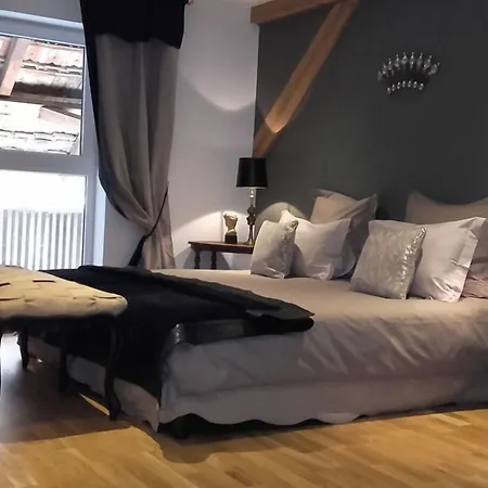 Oda ve Kahvaltı Cote Cour Colmar 3*