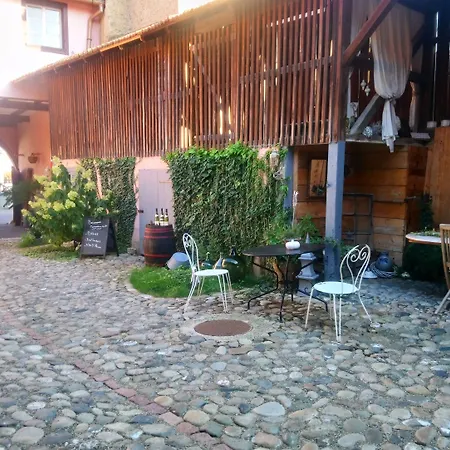 Cote Cour Colmar 3*